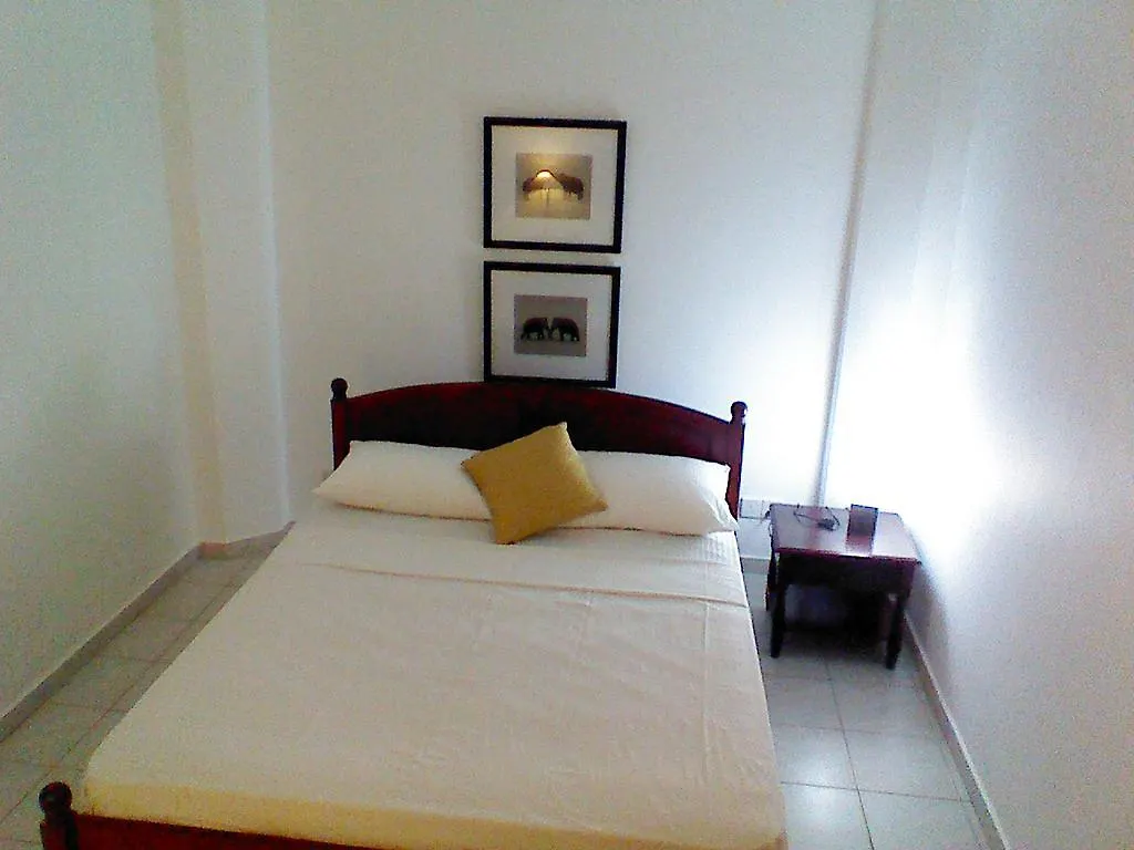 Villa Sea Breeze Kepungoda 0*,  Σρι Λάνκα