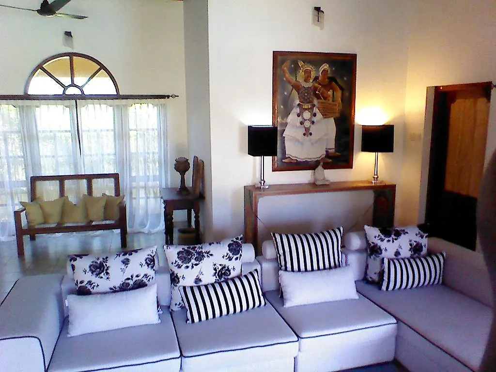 Villa Sea Breeze Kepungoda