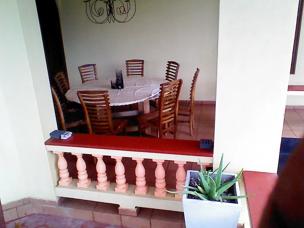 Villa Sea Breeze Kepungoda